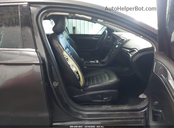 3FA6P0HD0HR139656 2017 FORD FUSION Серый Вид салона спереди