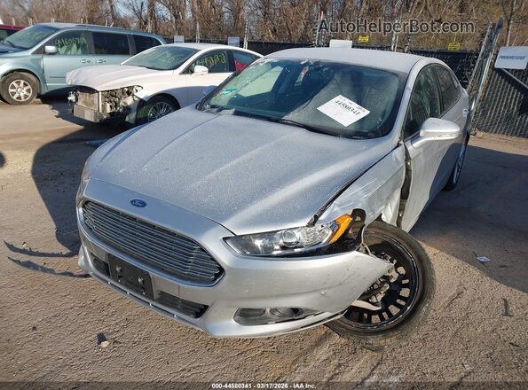 3FA6P0HD3GR143988 2016 FORD FUSION Silver Przód lewy