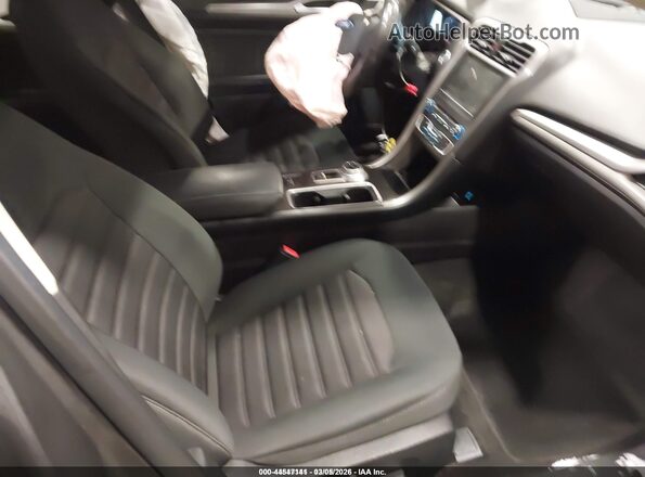 3FA6P0HD4JR220942 2018 FORD FUSION Серый Вид салона спереди