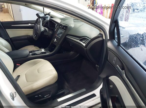 3FA6P0K99HR124741 2017 FORD FUSION White Vista interior delantera