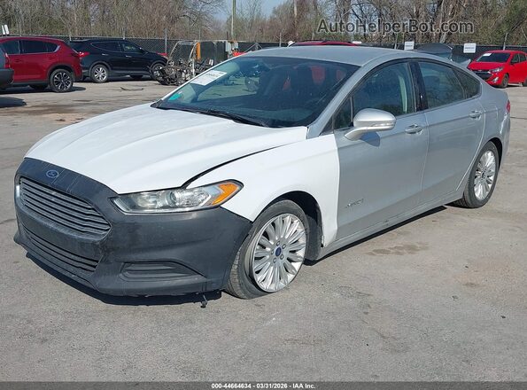 3FA6P0LU0GR172548 2016 FORD FUSION HYBRID Silver Vista tres cuartos delantera izquierda