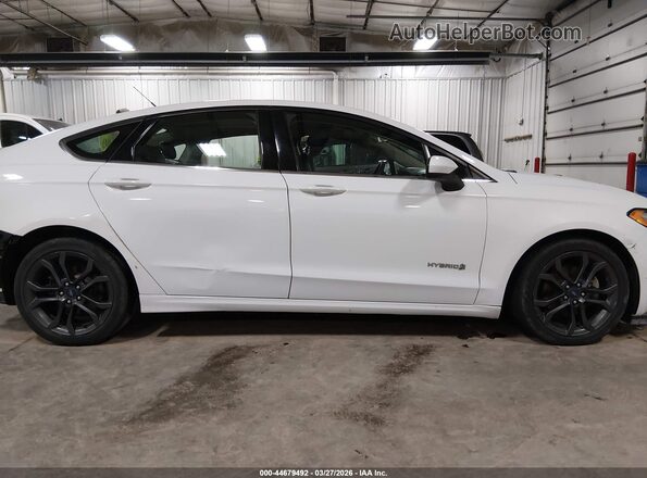 3FA6P0LU1JR103245 2018 FORD FUSION HYBRID White Սալոնի 360 աստիճան տեսք