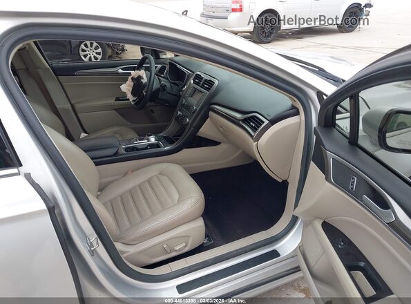 3FA6P0LU5HR165046 2017 FORD FUSION HYBRID Silver 