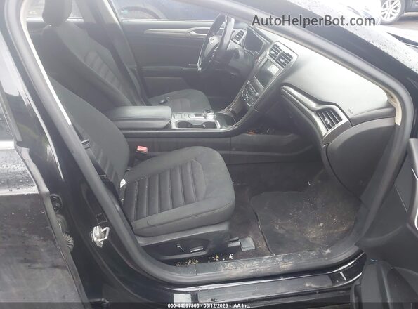 3FA6P0LU8HR121638 2017 FORD FUSION HYBRID Черный Вид салона спереди