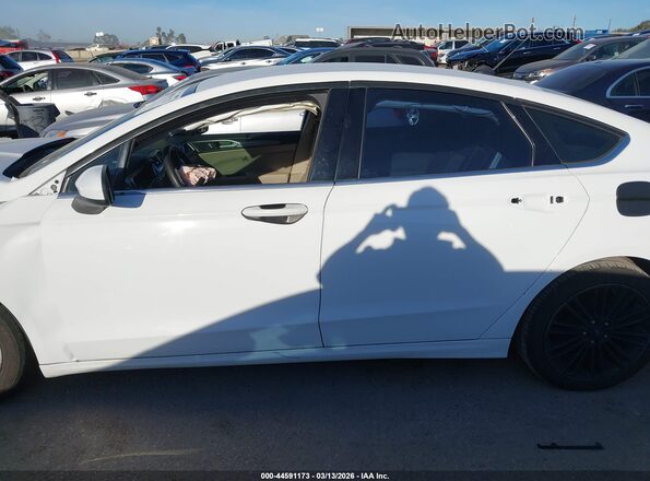 3FA6P0LU8HR250138 2017 FORD FUSION HYBRID White 