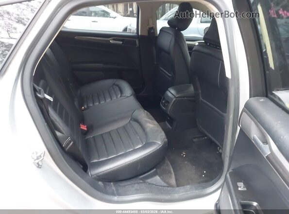3FA6P0PUXJR174891 2018 FORD FUSION ENERGI Gray Widok naklejki z numerem VIN