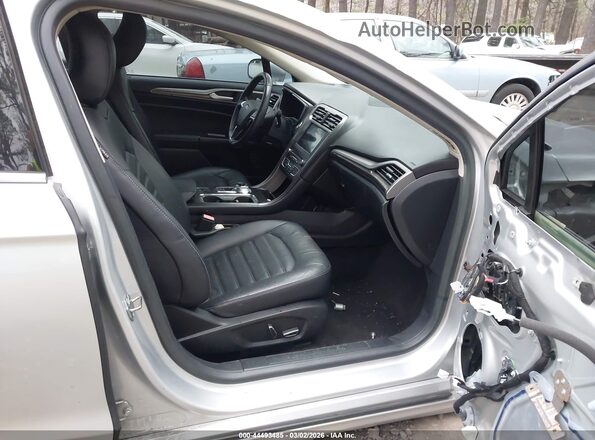 3FA6P0PUXJR174891 2018 FORD FUSION ENERGI Gray Widok wnętrza z przodu