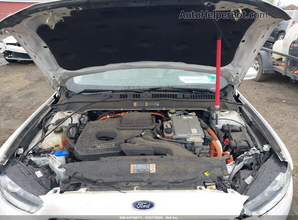 3FA6P0SU7GR276116 2016 FORD FUSION ENERGI White Вид ззаду