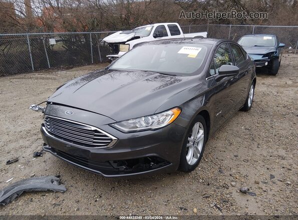 3FA6P0UU7JR142002 2018 FORD FUSION Gray Передня ліва чверть