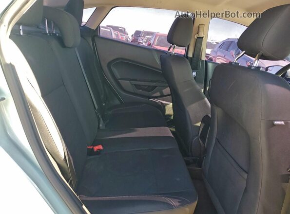 3FADP4BJ7HM130236 2017 FORD FIESTA Бирюзовый Вид задних сидений