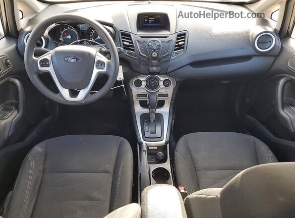 3FADP4BJ8JM126444 2018 FORD FIESTA Black Առջևի վահանակի տեսք