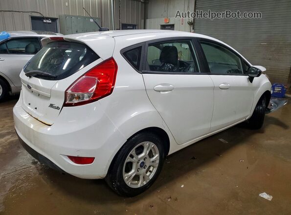 3FADP4EJ2GM111927 2016 FORD FIESTA White Задня права чверть