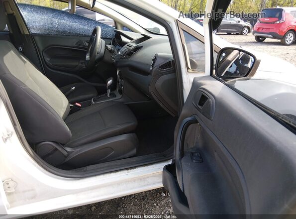 3FADP4EJ4JM114545 2018 FORD FIESTA White Front interior view