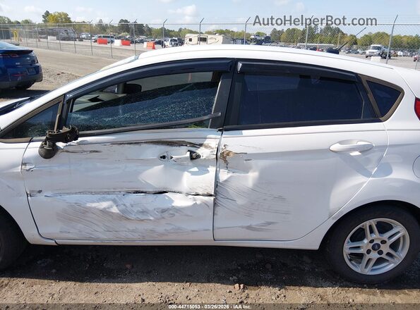 3FADP4EJ4JM114545 2018 FORD FIESTA White Front view