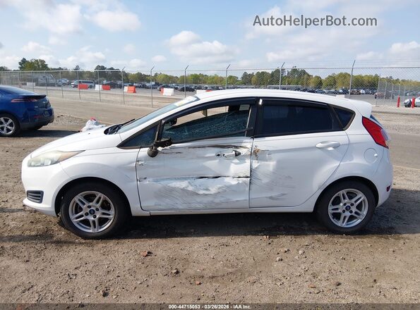 3FADP4EJ4JM114545 2018 FORD FIESTA White 360 interior view