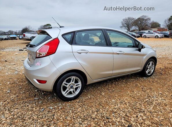3FADP4EJ4KM125742 2019 FORD FIESTA Silver Trasero derecho