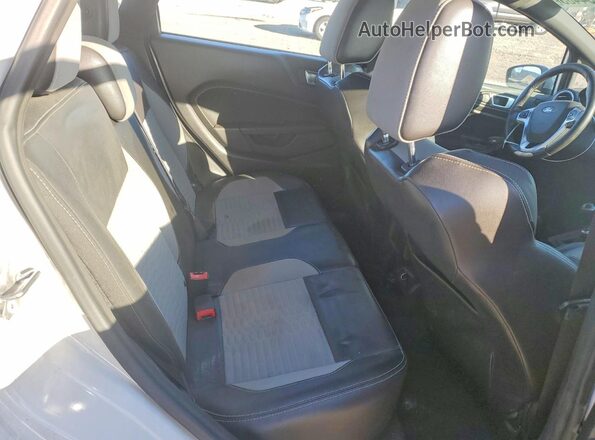 3FADP4GX2GM206523 2016 FORD FIESTA White Vista de los asientos traseros