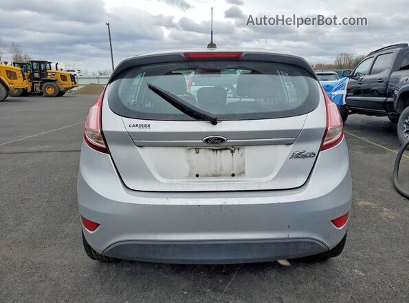 3FADP4TJ6GM105678 2016 FORD FIESTA Silver უკანა ხედი