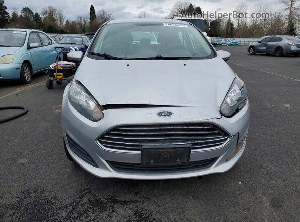 3FADP4TJ6GM105678 2016 FORD FIESTA Silver წინა ხედი