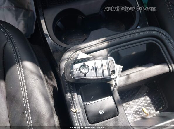 3FMTK1R43SMA42631 2025 FORD MUSTANG MACH-E White Widok deski rozdzielczej