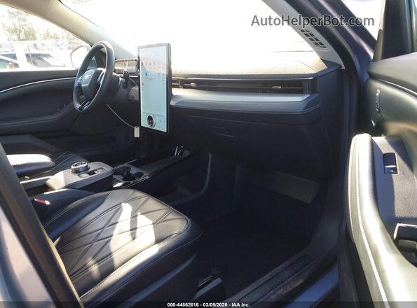 3FMTK1RM2NMA28532 2022 FORD MUSTANG MACH-E Teal Vista interior delantera