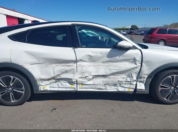 3FMTK1SSXMMA25269 2021 FORD MUSTANG MACH-E White Front view