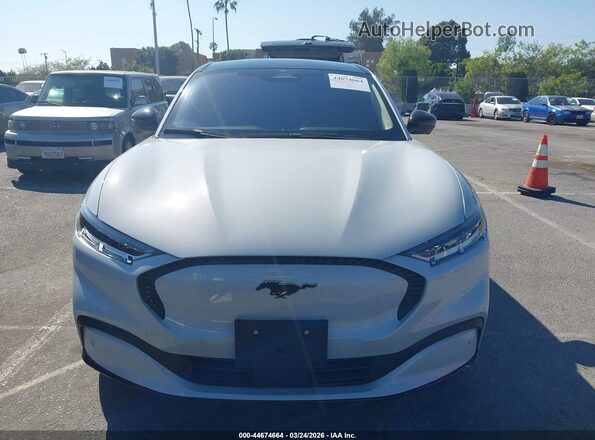 3FMTK2SU2PMB00414 2023 FORD MUSTANG MACH-E White Вид щитка приладів