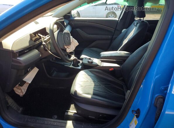 3FMTK2SU5PMA18001 2023 FORD MUSTANG Синий Вид салона спереди
