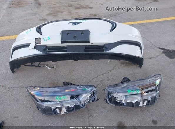 3FMTK3RM1MMA28113 2021 FORD MUSTANG MACH-E PREMI White Սարքավորումների վահանակի տեսք