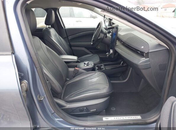 3FMTK3SU2MMA38286 2021 FORD MUSTANG MACH-E PREMI Blue Widok wnętrza z przodu