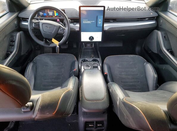 3FMTK4SE3MME03086 2021 FORD MUSTANG Золотой Вид панели приборов