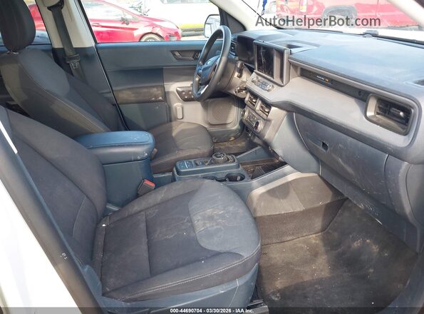 3FTTW8E96PRA00404 2023 FORD MAVERICK White Вид салону спереду