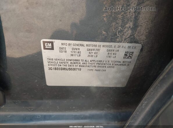3G1BE6SM9JS606719 2018 CHEVROLET CRUZE Gray ძრავის განყოფილების ხედი