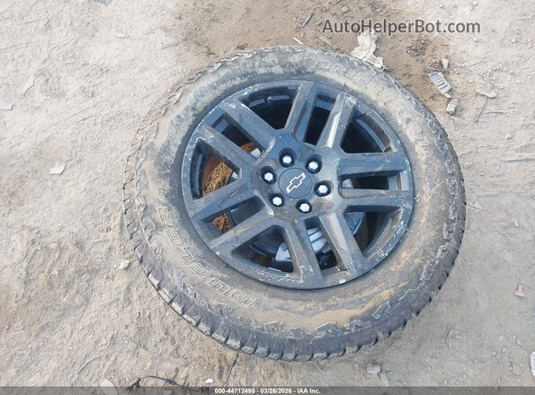 3GCUKFED1SG374058 2025 CHEVROLET SILVERADO Blue Widok zestawu wskaźników