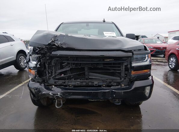 3GCUKREC3JG400165 2018 CHEVROLET SILVERADO Черный Вид щитка приборов