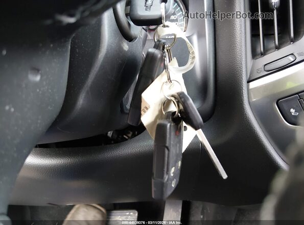 3GCUKREC3JG461631 2018 CHEVROLET SILVERADO Blue Вид панелі приладів
