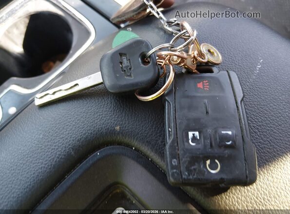 3GCUKREC7JG615161 2018 CHEVROLET SILVERADO Silver Widok deski rozdzielczej