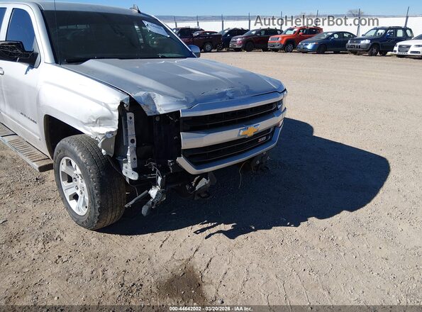 3GCUKREC7JG615161 2018 CHEVROLET SILVERADO Silver Widok z przodu