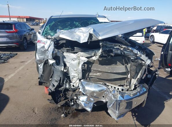 3GCUYGED6LG303945 2020 CHEVROLET SILVERADO Серебряный Вид задней части салона