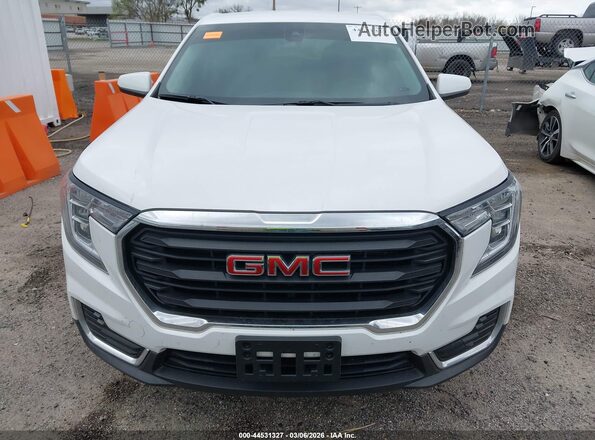 3GKALMEG3RL388158 2024 GMC TERRAIN White Widok z przodu