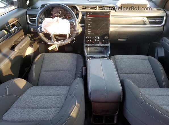 3GKALMEG8TL127633 2026 GMC TERRAIN White Dashboard view
