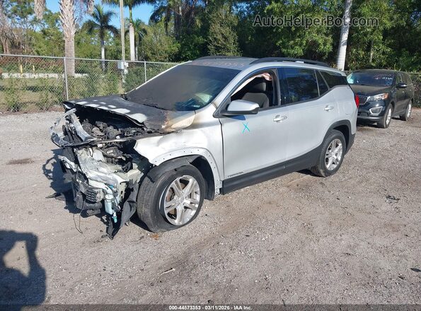 3GKALMEV1JL236253 2018 GMC TERRAIN Silver Przód lewy