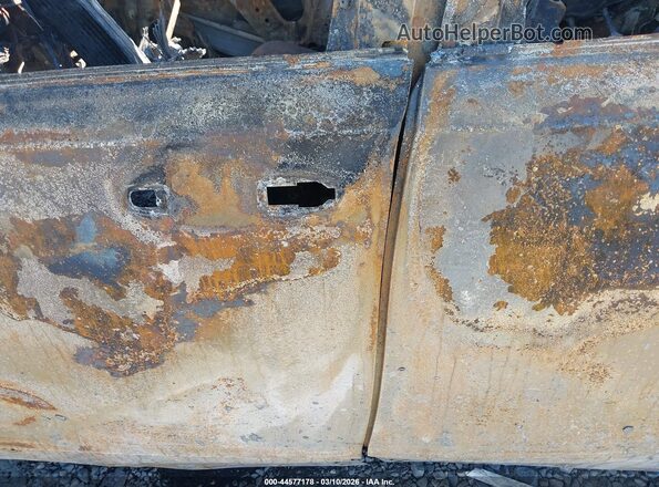 3GKALMEV6KL123318 2019 GMC TERRAIN Black Engine compartment view