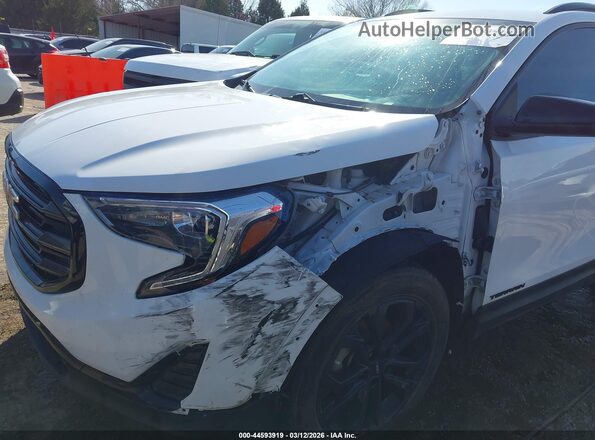 3GKALMEV6ML343593 2021 GMC TERRAIN White Widok z przodu