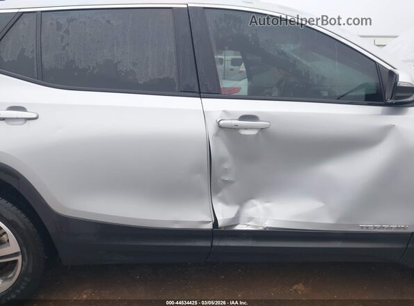 3GKALPEV6ML358077 2021 GMC TERRAIN Silver Front view