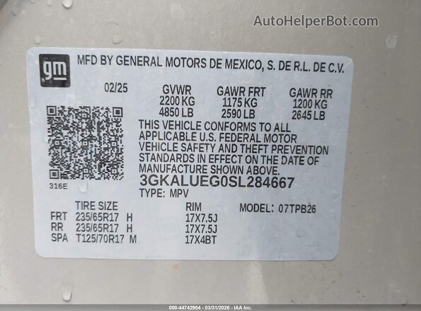 3GKALUEG0SL284667 2025 GMC TERRAIN Gray Engine compartment view