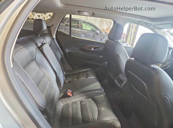 3GKALXEV2NL245955 2022 GMC TERRAIN Silver Вид задньої частини салону