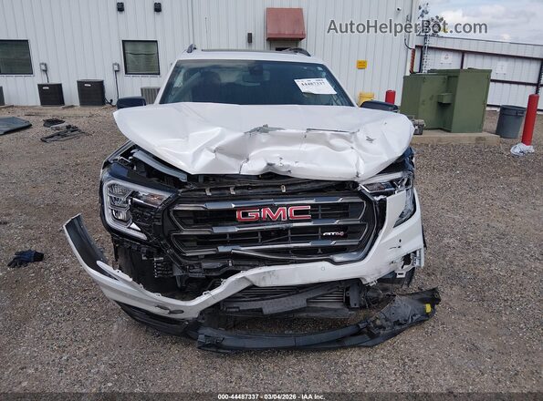 3GKALYEG2RL129183 2024 GMC TERRAIN Белый Вид задней части салона