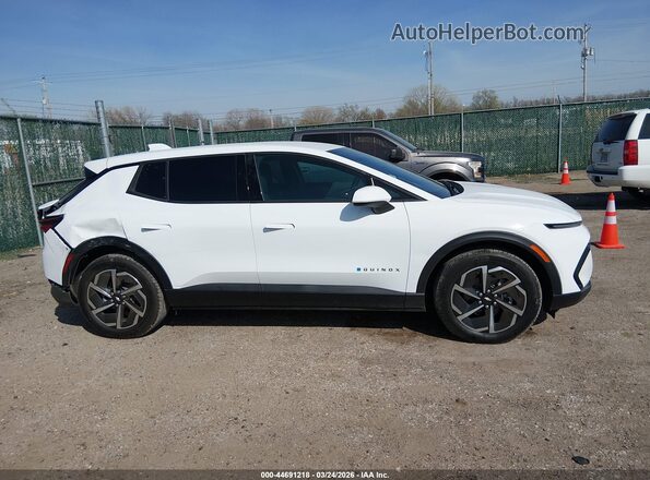 3GN7DLRP6SS112552 2025 CHEVROLET EQUINOX White Widok wnętrza z tyłu