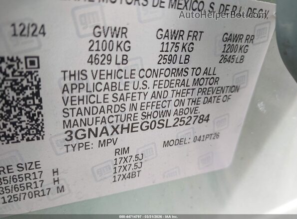 3GNAXHEG0SL252784 2025 CHEVROLET EQUINOX Green Вид підкапотного простору